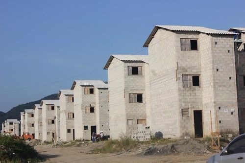 201666_csm_Conjunto_Habitacional_Parque_da_Montanha_Guaruja_Divulgacao_353817281f