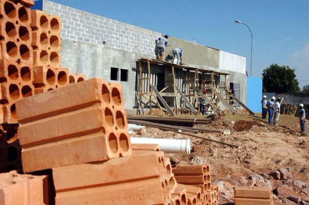 2018221_banco.sobras.construcao