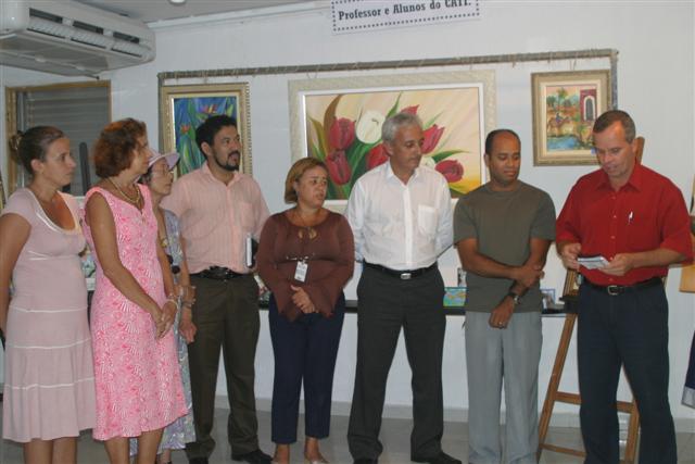 Vereadores durante abertura da exposição
