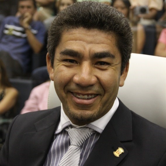 Luciano China