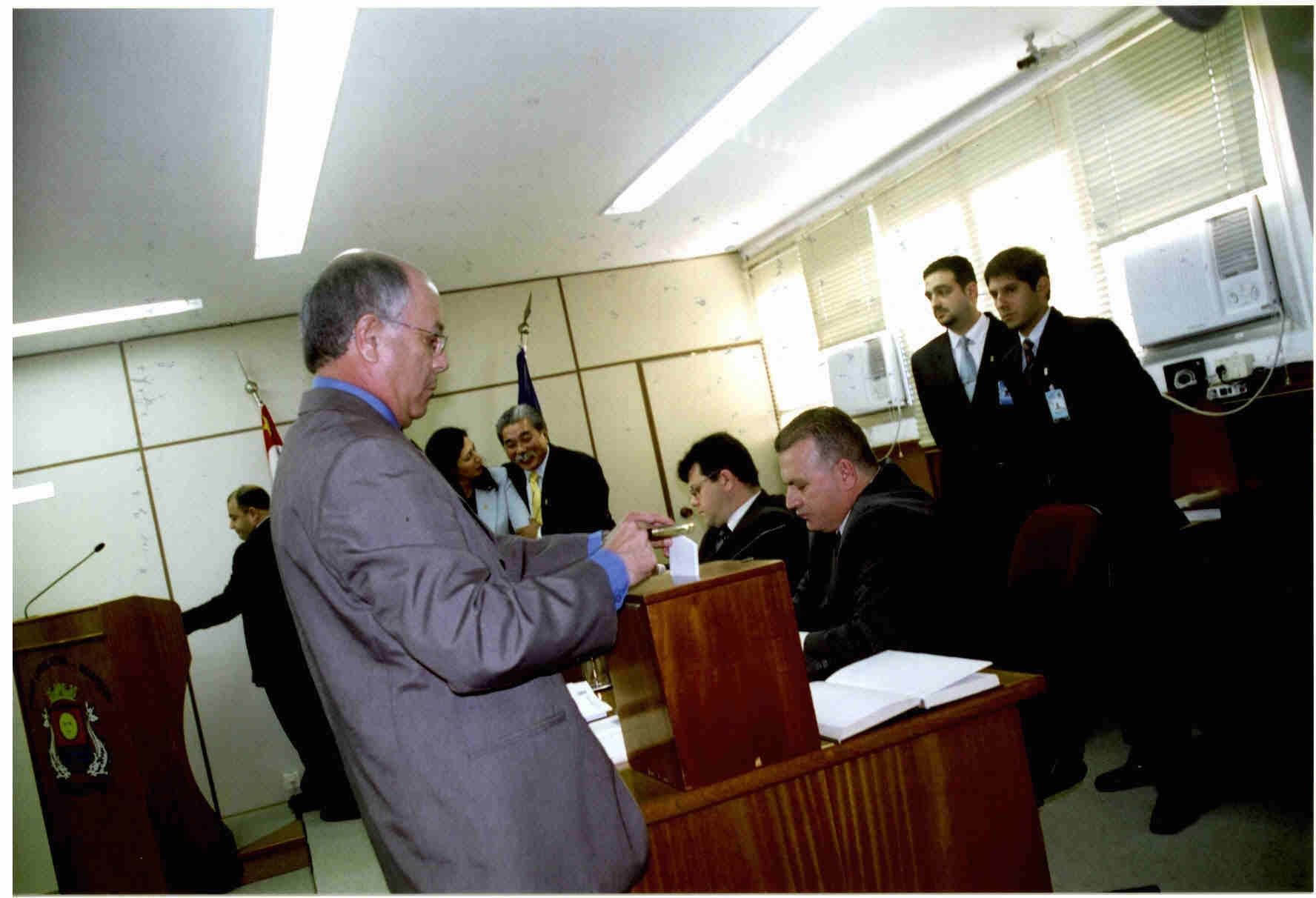 Gilson Salgado durante eleição